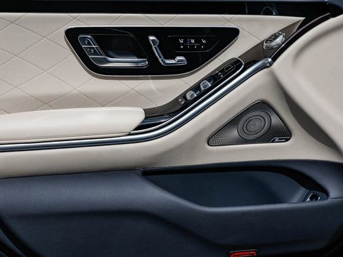 New 2026 Mercedes-Benz S 500 4MATIC image 21