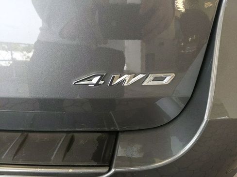 Used 2023 Ford Explorer XLT w/ Equipment Group 202A AWD/4WD image 9