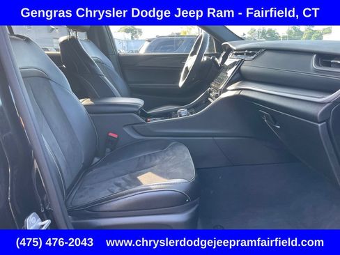 Certified 2023 Jeep Grand Cherokee Altitude AWD/4WD image 19