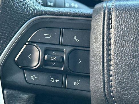 Certified 2025 Toyota Tundra Limited AWD/4WD image 17