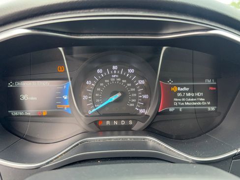 Used 2018 Ford Fusion Titanium AWD/4WD image 9