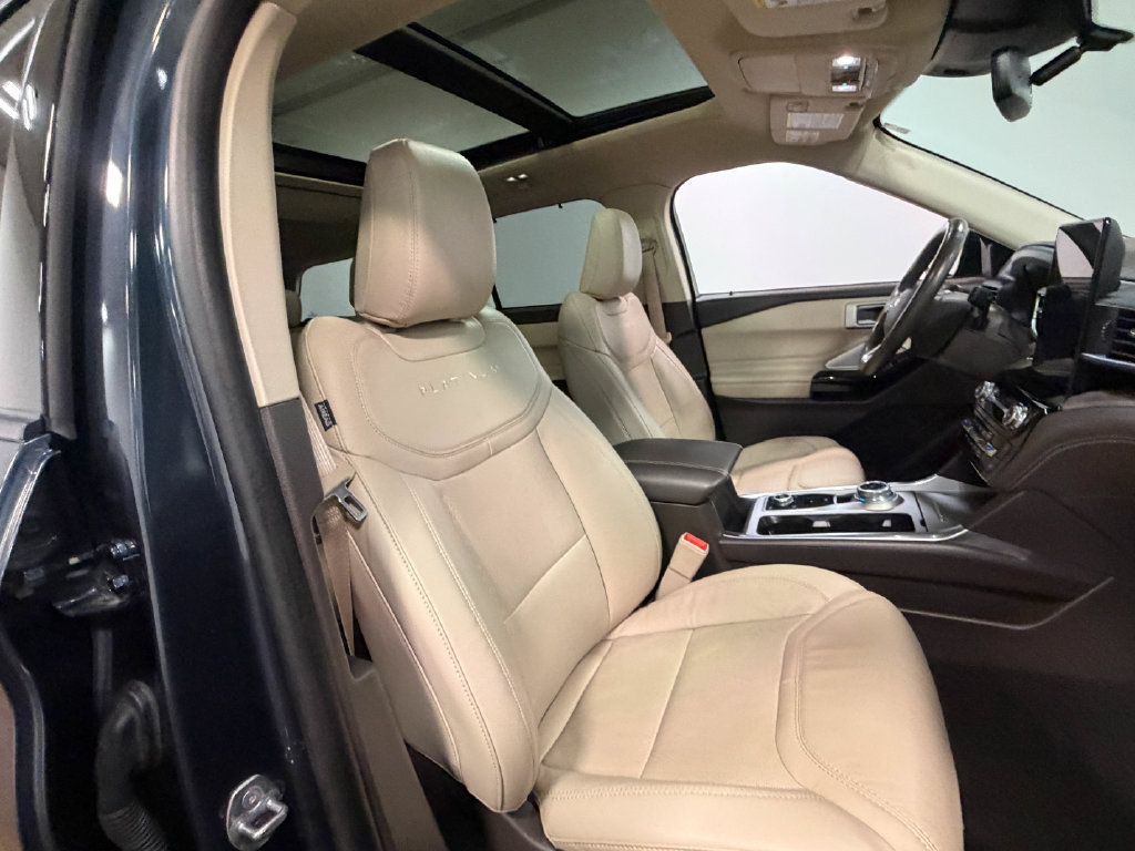 Used 2023 Ford Explorer Platinum w/ Technology Package AWD/4WD image 66