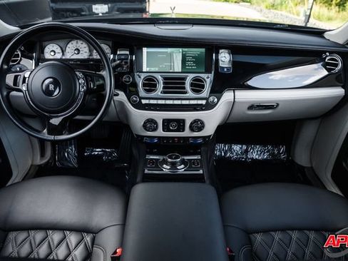 Used 2014 Rolls-Royce Ghost RWD image 5