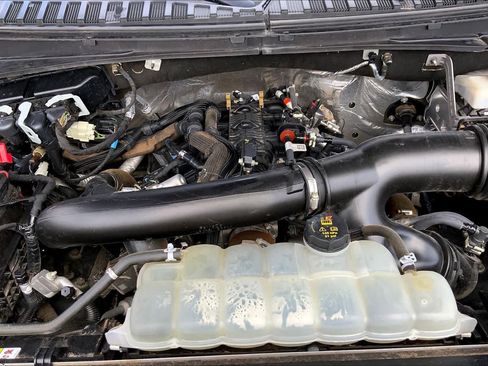Certified 2022 Ford Expedition Max XLT RWD image 32