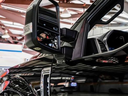 Used 2019 Ford F250 Platinum w/ Platinum Ultimate Package image 38