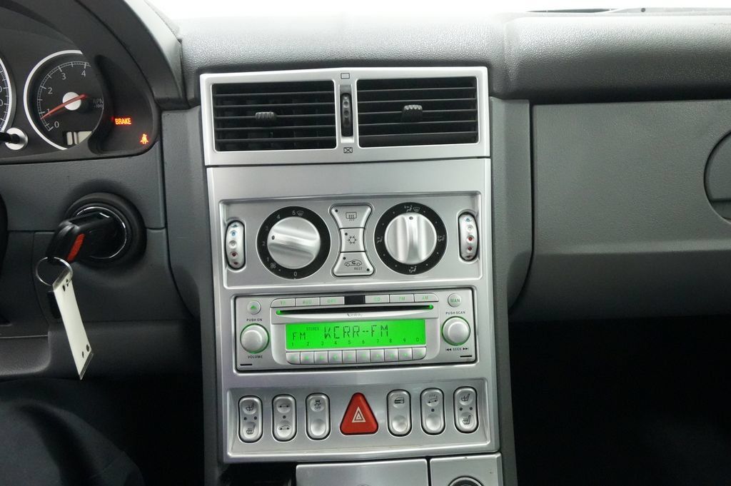 Used 2004 Chrysler Crossfire Coupe RWD image 24