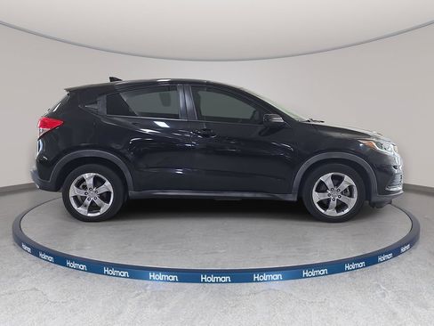 Used 2022 Honda HR-V LX image 6