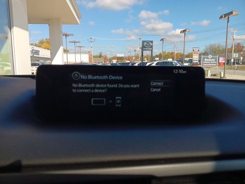 Certified 2025 MAZDA CX-50 2.5 Hybrid w/ Premium Plus Pkg image 24