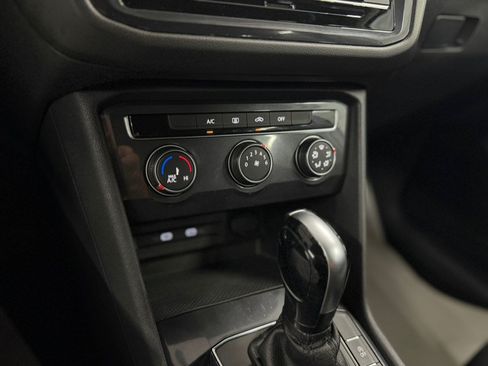 Used 2020 Volkswagen Tiguan S AWD/4WD image 19