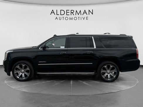 Used 2017 GMC Yukon XL Denali w/ Open Road Package image 2