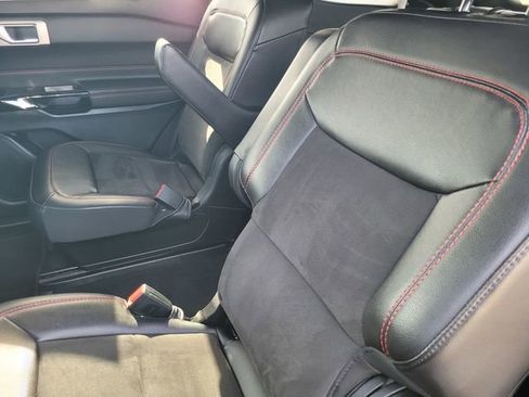 Certified 2023 Ford Explorer ST-Line w/ Class IV Trailer Tow Package image 13