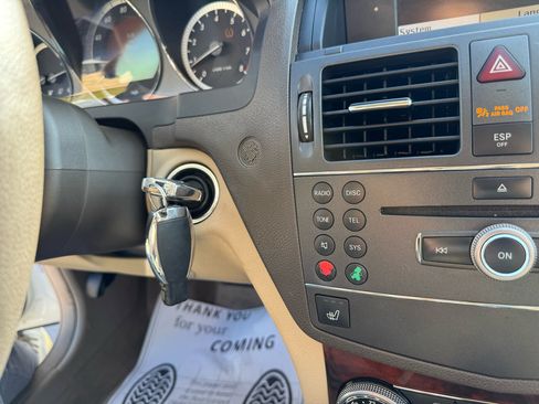 Used 2010 Mercedes-Benz C 300 Sedan image 35