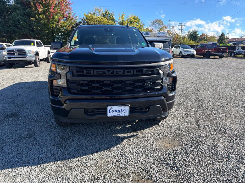 Used 2022 Chevrolet Silverado 1500 Custom AWD/4WD image 2