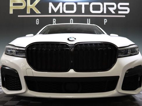Used 2020 BMW 750i xDrive w/ Executive Package AWD/4WD image 14