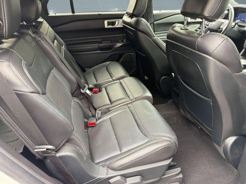 Used 2020 Ford Explorer ST w/ Premium Technology Package AWD/4WD image 29