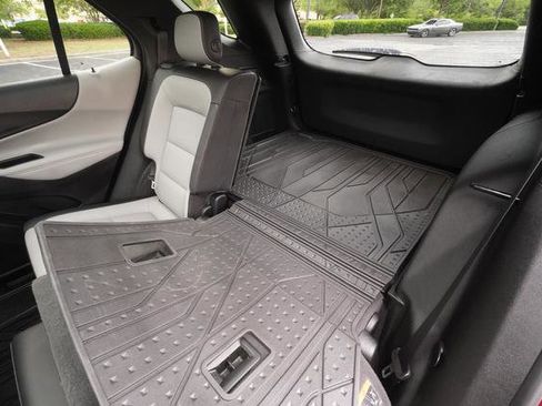 Used 2020 Chevrolet Equinox Premier FWD image 28
