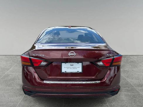 Used 2023 Nissan Altima 2.5 SV FWD image 4
