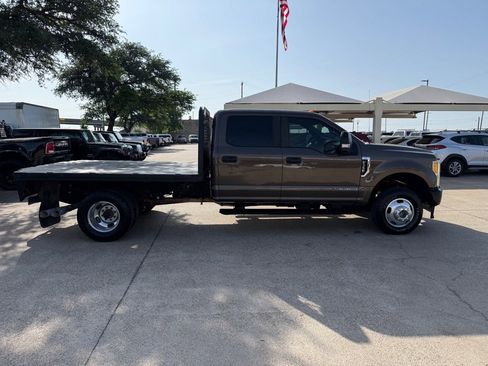 Used 2017 Ford F350 XL w/ Power Equipment Group AWD/4WD image 8