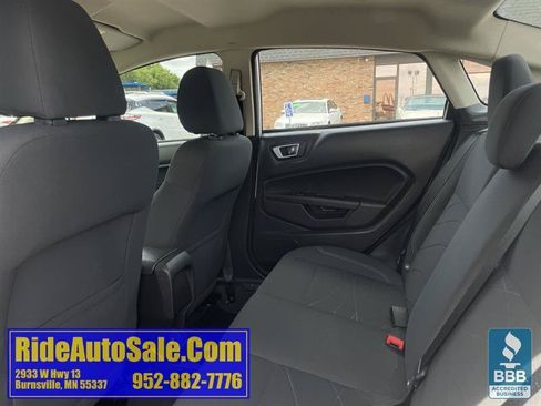 Used 2015 Ford Fiesta SE FWD image 12