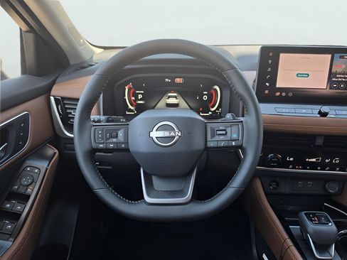 New 2026 Nissan Rogue Platinum AWD/4WD image 22