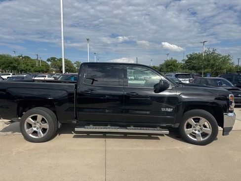 Used 2017 Chevrolet Silverado 1500 LT w/ Texas Edition image 2