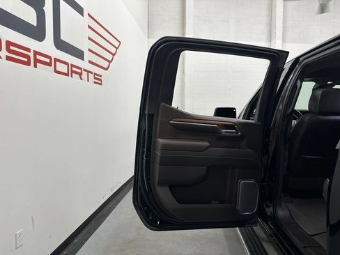 Used 2022 GMC Sierra 1500 Denali AWD/4WD image 52