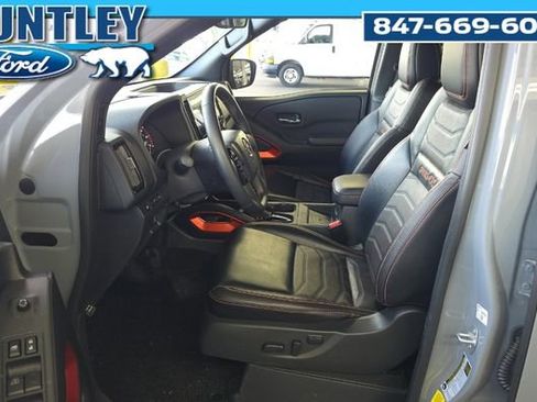 Used 2025 Nissan Frontier PRO-4X w/ Pro Premium Package image 6