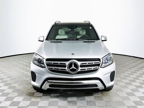 Used 2019 Mercedes-Benz GLS 450 4MATIC image 2