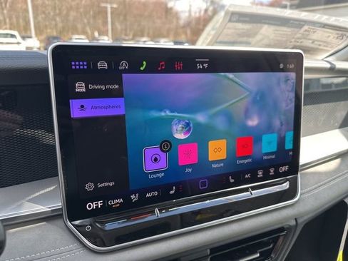 New 2026 Volkswagen Tiguan SE AWD/4WD image 20