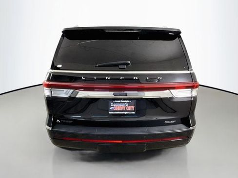 Used 2022 Lincoln Navigator L Reserve AWD/4WD image 6