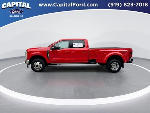 Used 2023 Ford F350 Lariat w/ Lariat Ultimate Package AWD/4WD image 5