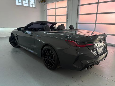 Used 2020 BMW M8 Convertible image 3