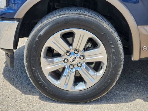 Used 2019 Ford F150 Lariat w/ Equipment Group 502A Luxury AWD/4WD image 10