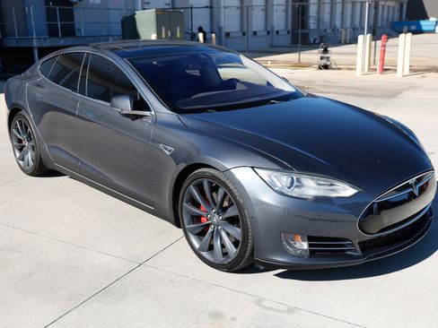 Used 2014 Tesla Model S P85D image 15