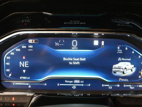 Used 2024 Chevrolet Silverado 1500 LT image 13