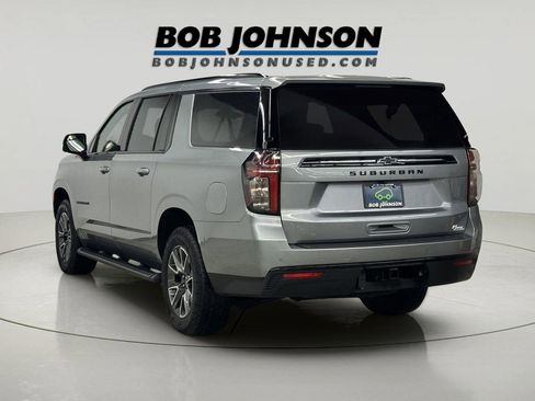 Certified 2024 Chevrolet Suburban Z71 w/ Luxury Package image 7