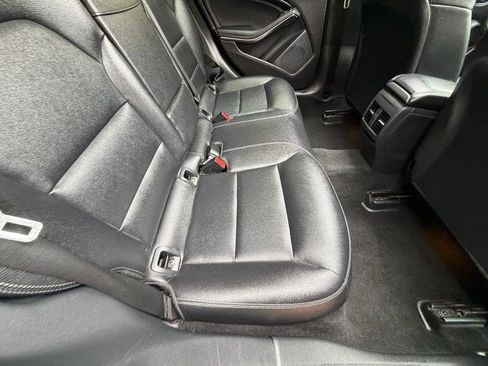 Used 2018 Mercedes-Benz GLA 250 image 45