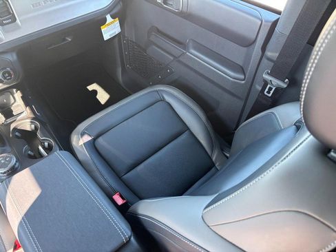 New 2026 Ford Bronco Outer Banks image 16