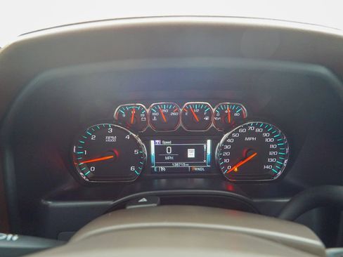 Used 2018 Chevrolet Silverado 1500 High Country image 24