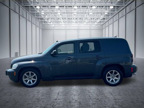 Used 2010 Chevrolet HHR LS FWD image 7