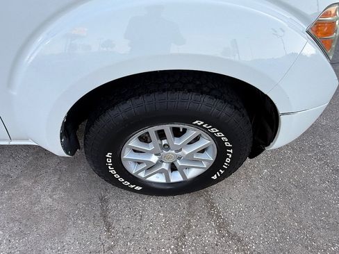 Used 2016 Nissan Frontier SV RWD image 13