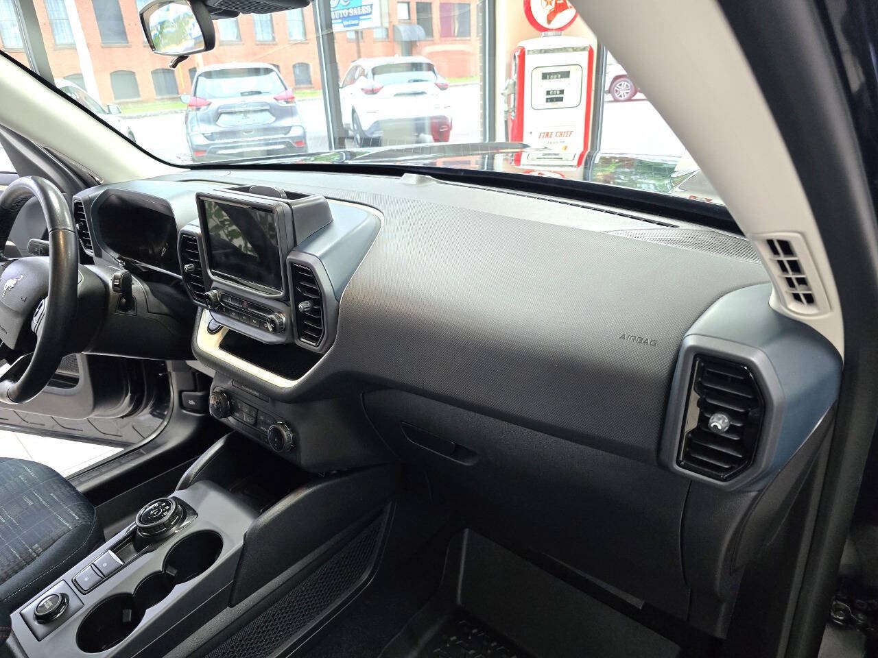 Used 2023 Ford Bronco Sport Heritage w/ Heritage Convenience Package AWD/4WD image 35
