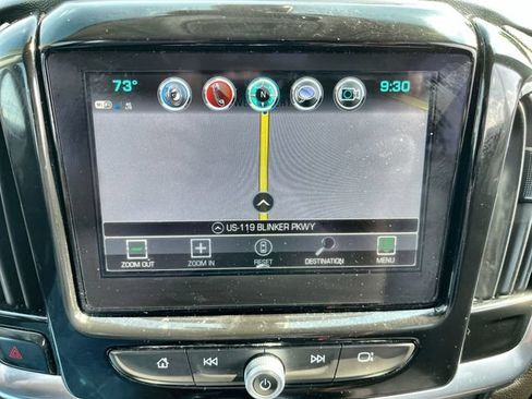 Used 2019 Chevrolet Traverse LT w/ LT Premium Package FWD image 22