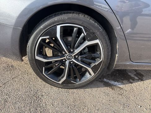 Used 2024 Nissan Altima 2.5 SR image 13