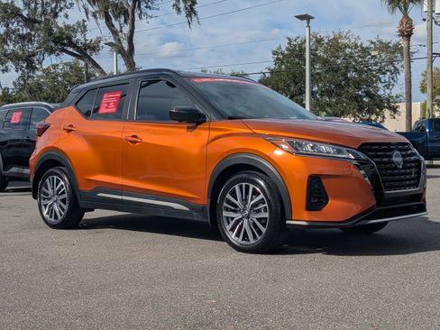 Certified 2024 Nissan Kicks SR w/ SR Premium Package image 2