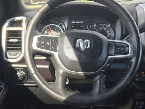 Used 2024 RAM 2500 Big Horn AWD/4WD image 17
