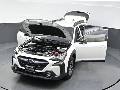 Used 2023 Subaru Outback Premium w/ Popular Package #1 AWD/4WD image 33