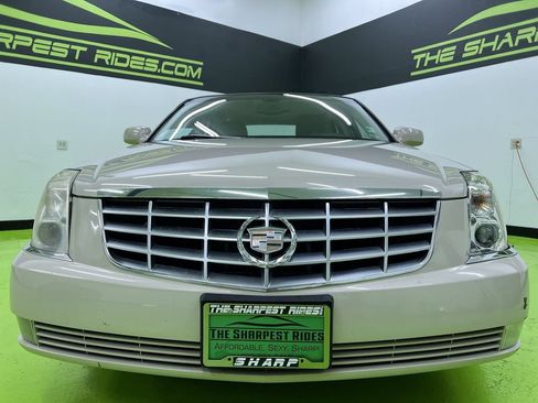 Used 2010 Cadillac DTS FWD image 3