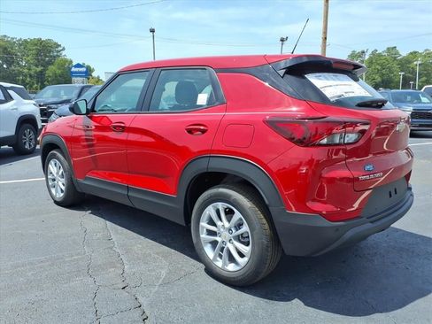 New 2026 Chevrolet TrailBlazer LS w/ LS Confidence Package FWD image 5
