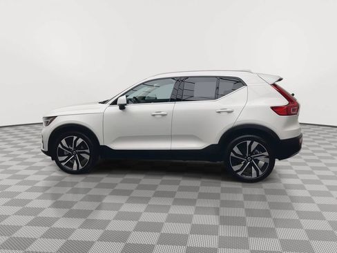 Used 2023 Volvo XC40 B5 Ultimate w/ Protection Package Premier AWD/4WD image 37